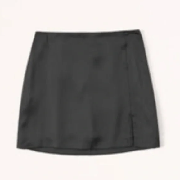 Abercrombie and Fitch Women's Satin Mini Skort Black XS - Picture 6 of 6